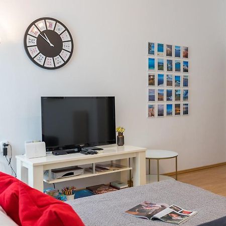 Apartman Lussi PUY Exterior foto