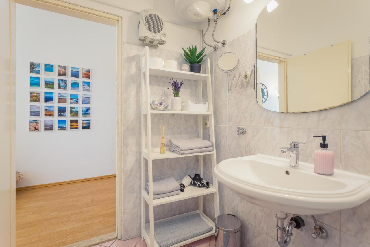 Apartman Lussi PUY Exterior foto