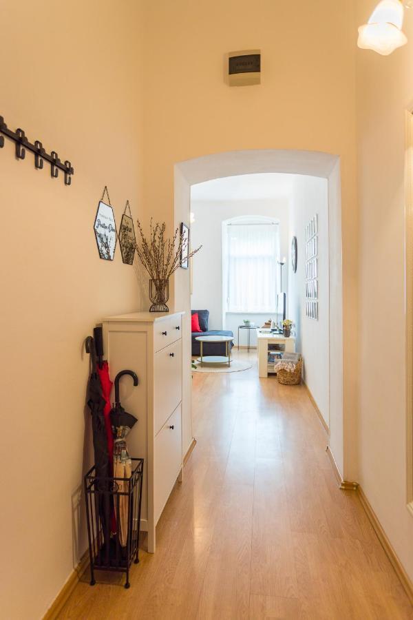 Apartman Lussi PUY Exterior foto